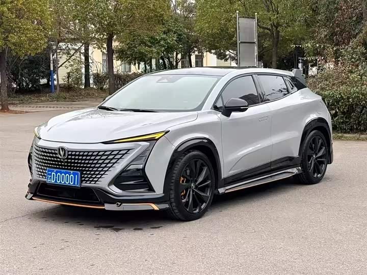 Фото 1 - Changan UNI-T