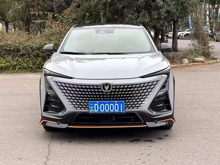 Фото 2 - Changan UNI-T