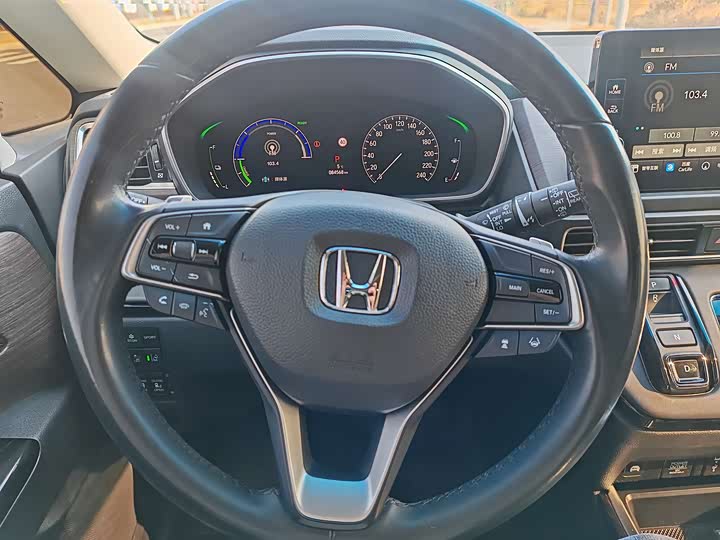 Фото 9 - Honda Odyssey