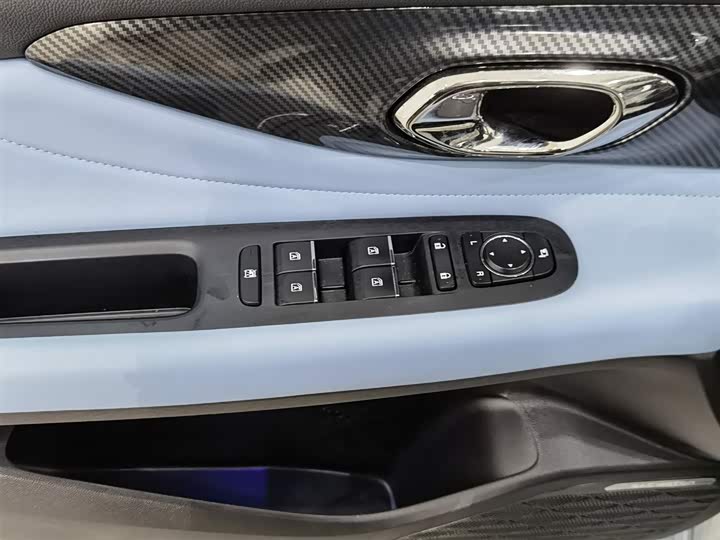 Фото 9 - GAC Trumpchi Empow R