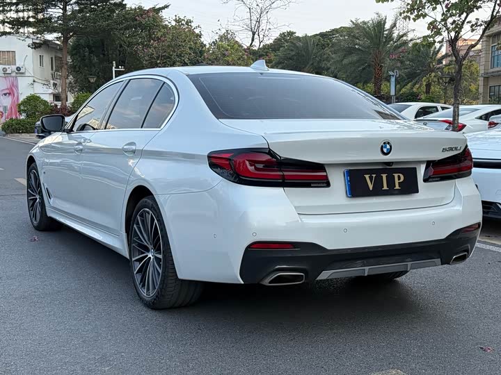 Фото 7 - BMW 5 Series