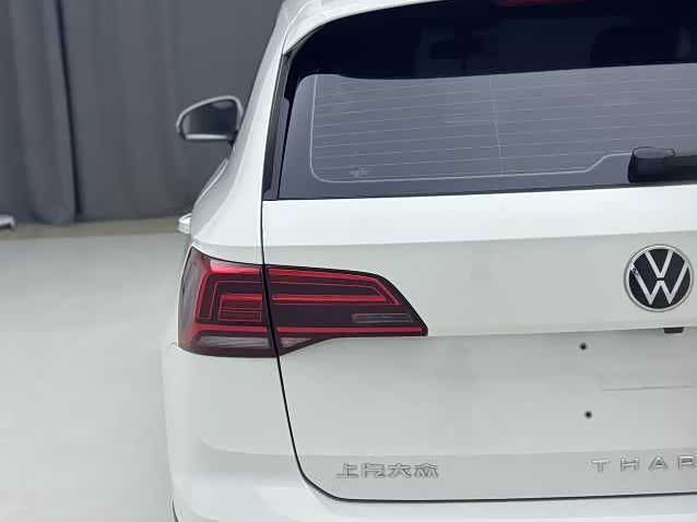 Фото 7 - Volkswagen Tharu