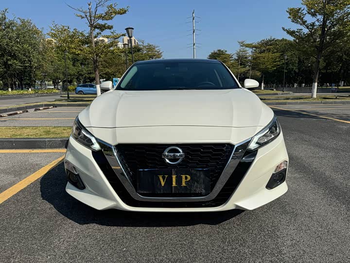 Фото 2 - Nissan Teana