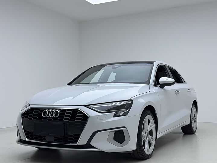 Фото 1 - Audi A3