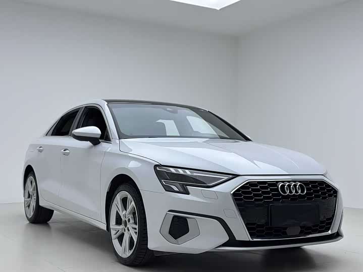 Фото 2 - Audi A3