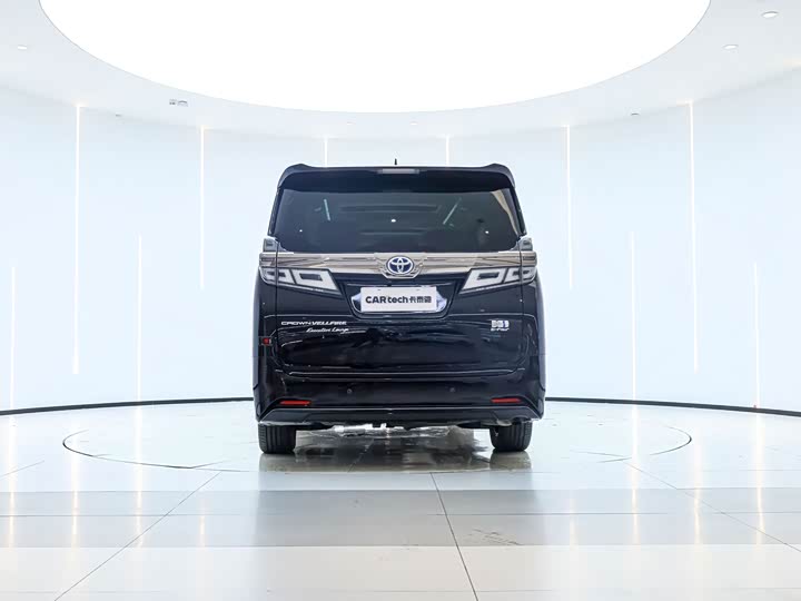 Фото 5 - Toyota Vellfire