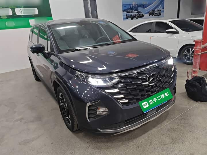 Фото 4 - Hyundai Custo