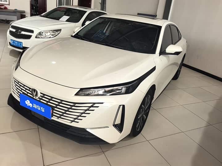 Фото 1 - Changan Eado Plus