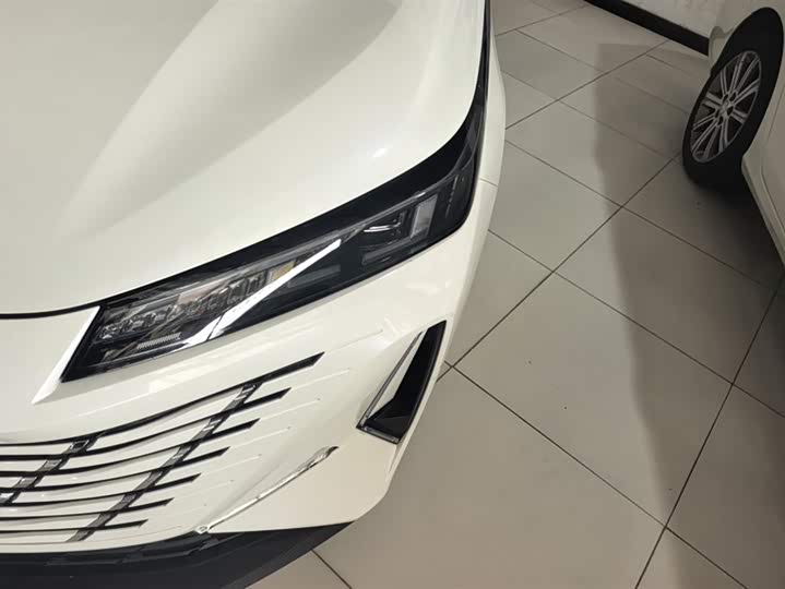 Фото 5 - Changan Eado Plus