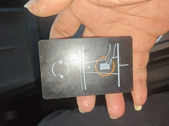 Фото 9 - Tesla Model 3