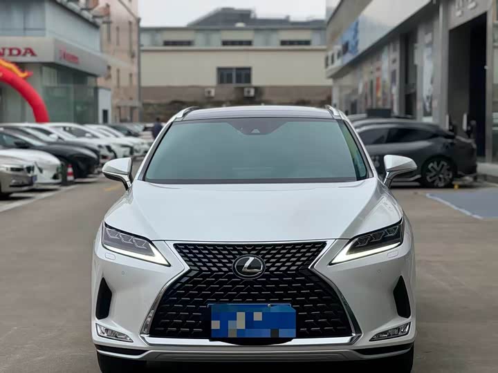 Фото 2 - Lexus RX