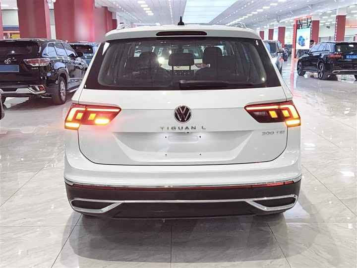 Фото 6 - Volkswagen Tiguan L Pro