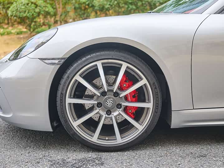 Фото 4 - Porsche 718