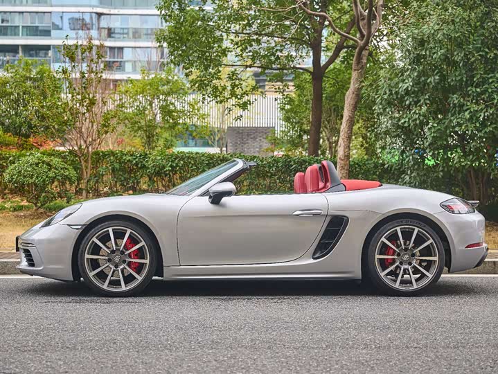 Фото 6 - Porsche 718