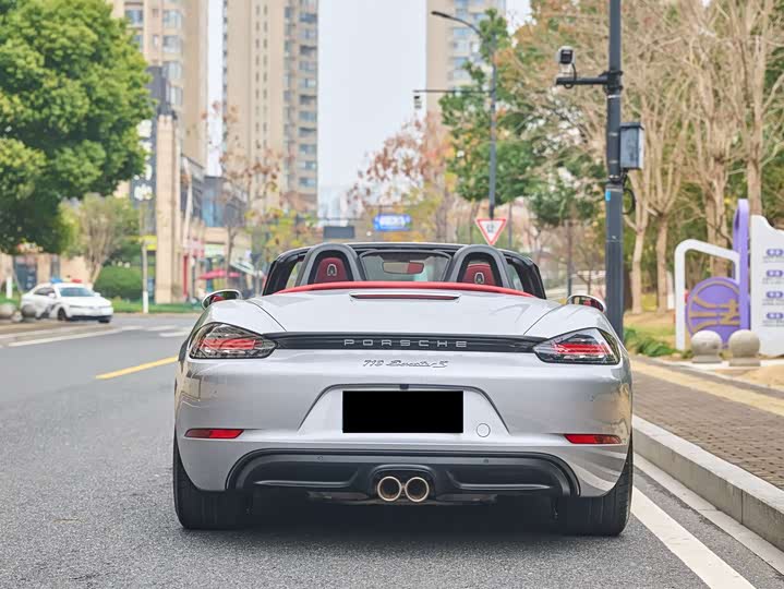 Фото 8 - Porsche 718