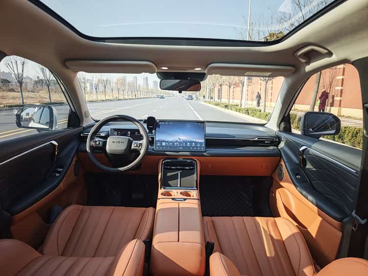 Фото 6 - GAC Aion V