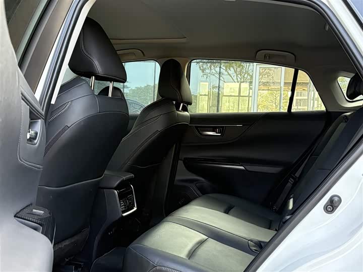 Фото 5 - Toyota Venza