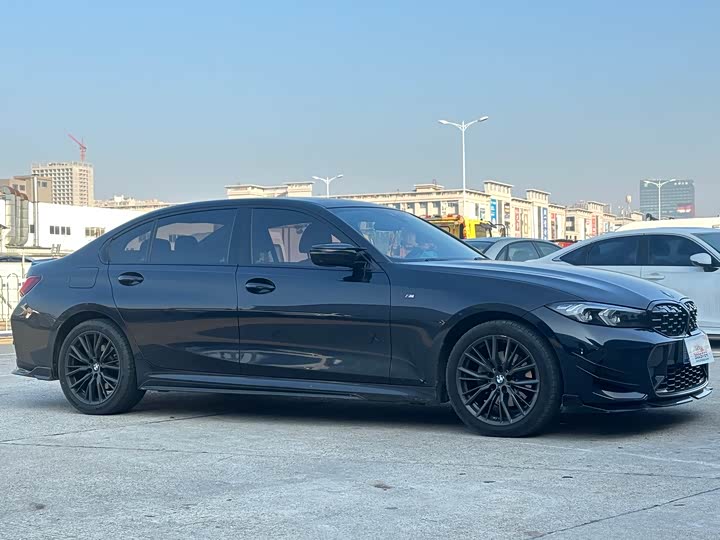 Фото 3 - BMW 3 Series