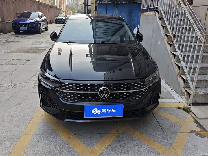 Фото 2 - Volkswagen Lavida