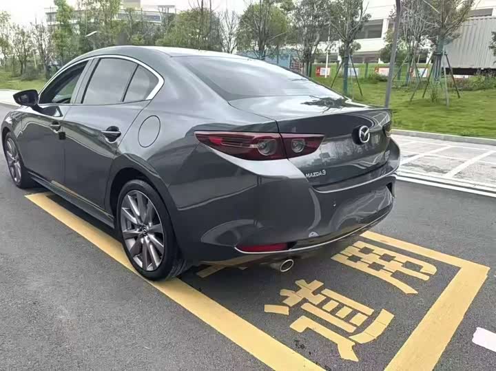 Фото 8 - Mazda 3 (Axela)