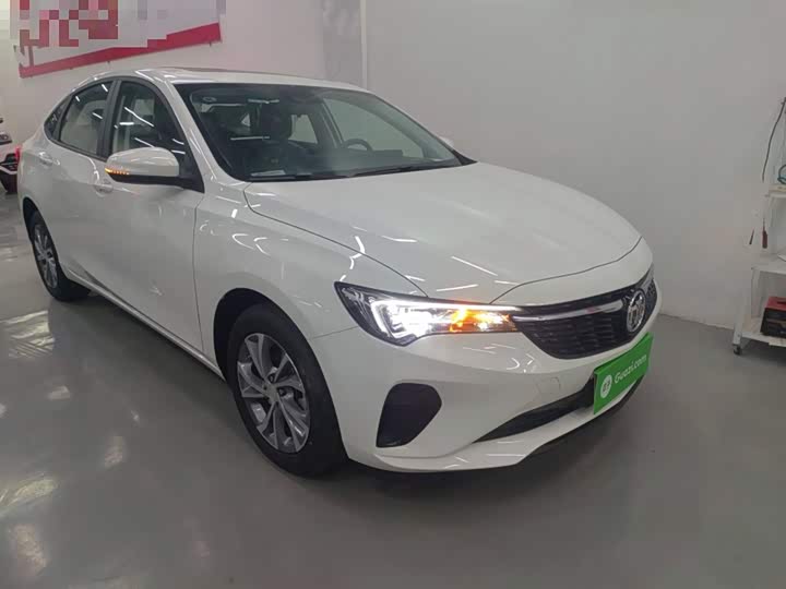 Фото 4 - Buick Verano