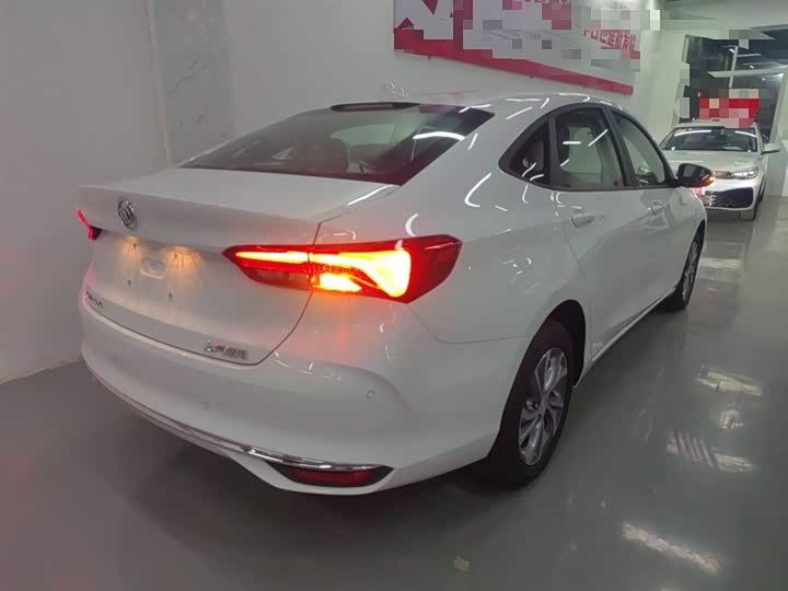 Фото 7 - Buick Verano