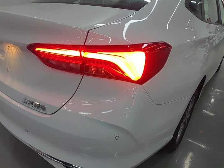 Фото 8 - Buick Verano