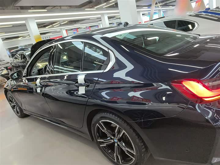 Фото 5 - BMW 3 Series