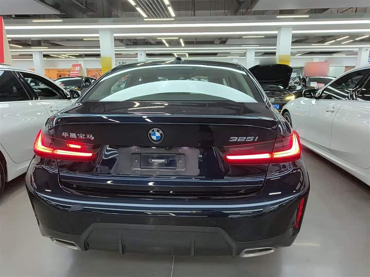 Фото 6 - BMW 3 Series