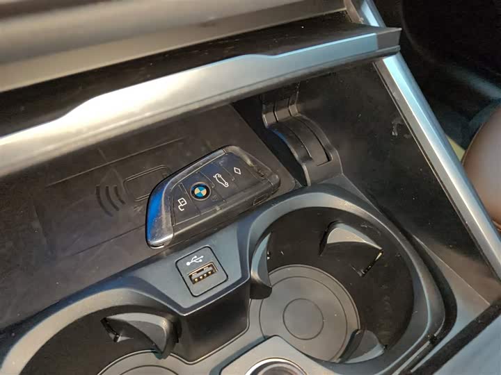 Фото 9 - BMW 3 Series