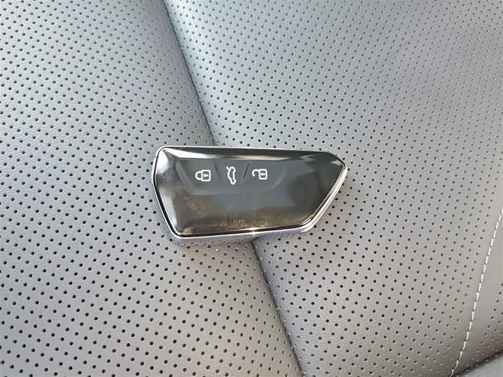 Фото 9 - Volkswagen ID.7 Vizzion