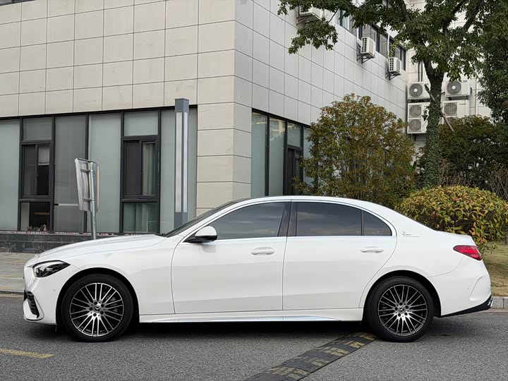 Фото 5 - Mercedes-Benz C-Class