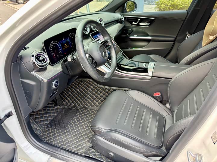 Фото 6 - Mercedes-Benz C-Class