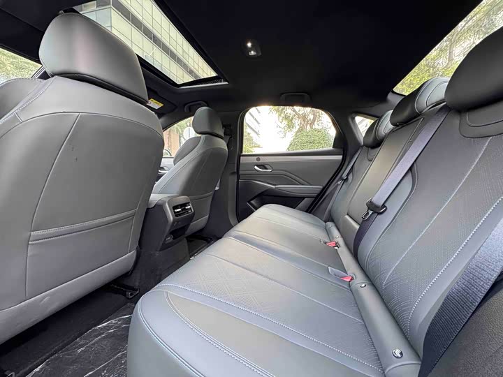 Фото 6 - BYD Qin Plus