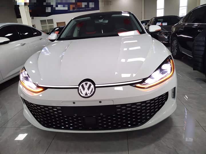 Фото 3 - Volkswagen Lamando L