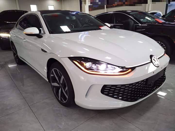 Фото 4 - Volkswagen Lamando L