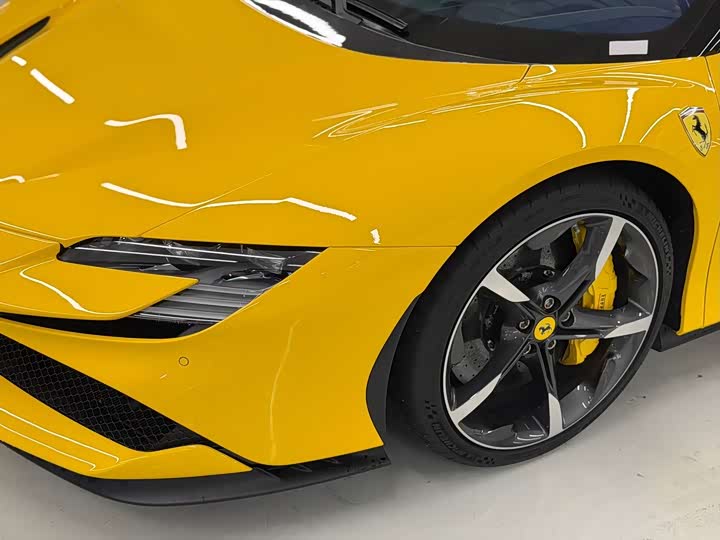 Фото 4 - Ferrari SF90