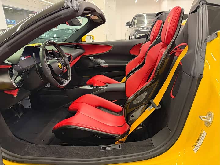 Фото 6 - Ferrari SF90