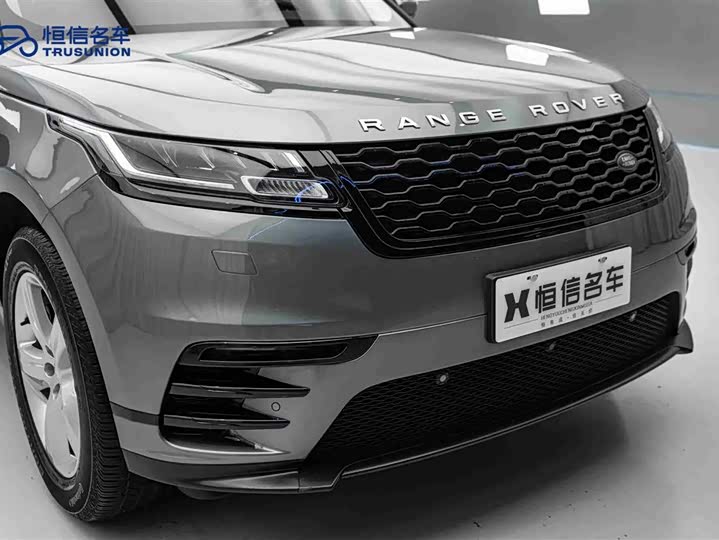 Фото 9 - Land Rover Range Rover Velar