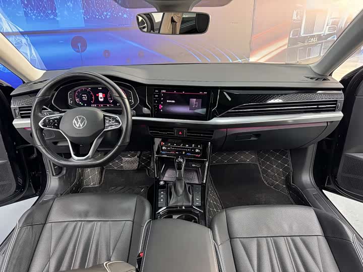 Фото 9 - Volkswagen Passat