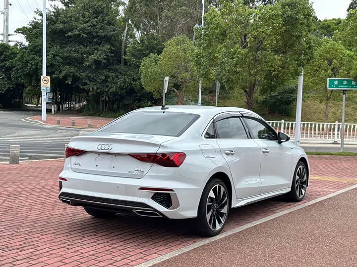 Фото 4 - Audi A3