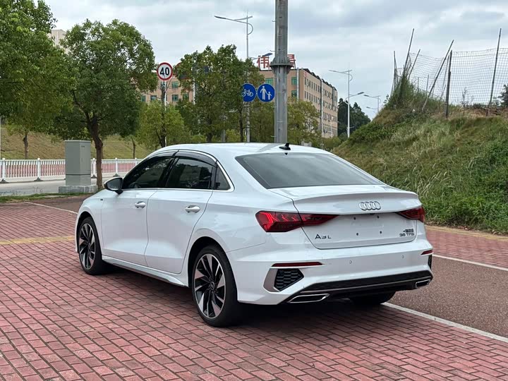 Фото 5 - Audi A3
