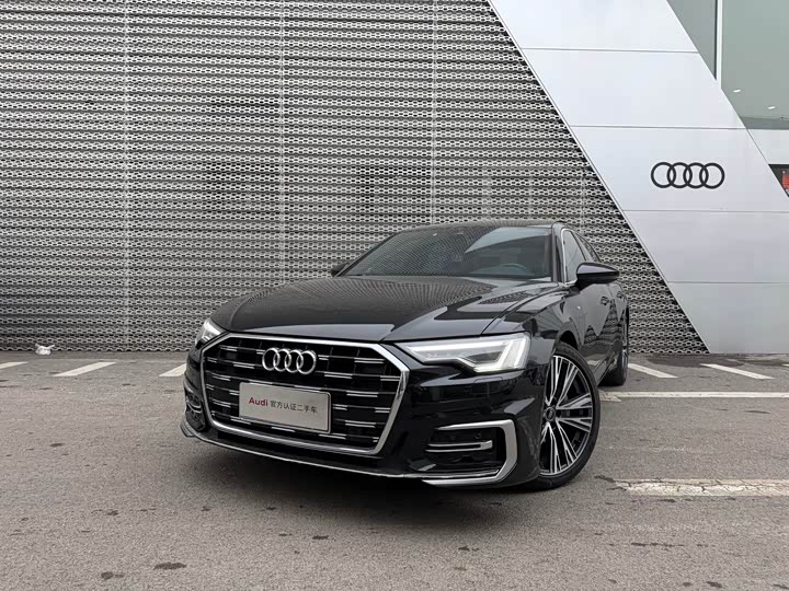 Фото 1 - Audi A6L