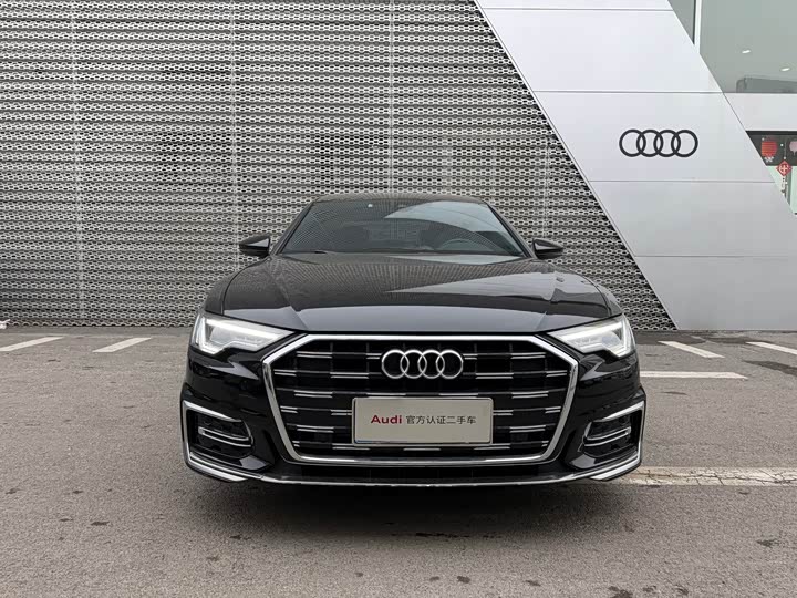 Фото 2 - Audi A6L
