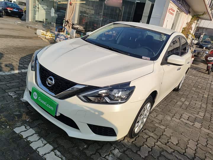 Фото 2 - Nissan Sylphy