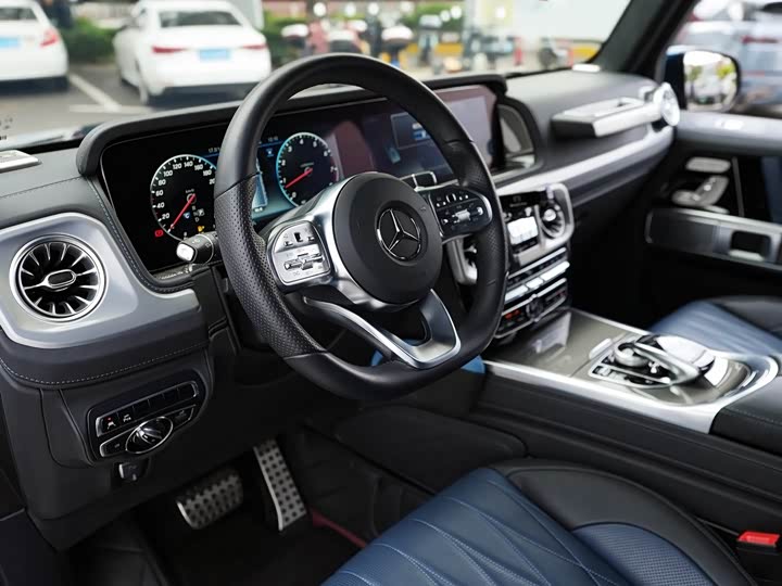 Фото 8 - Mercedes-Benz G-Class