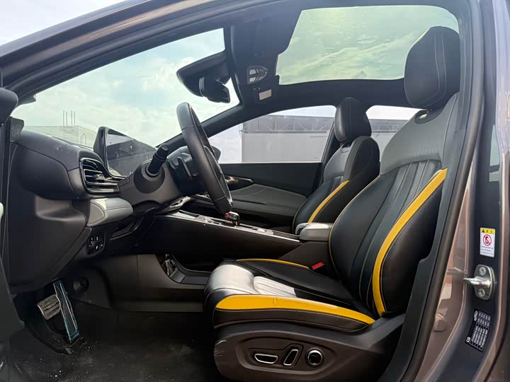 Фото 5 - GAC Trumpchi Empow R