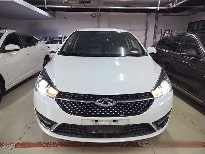 Фото 3 - Chery Arrizo 5