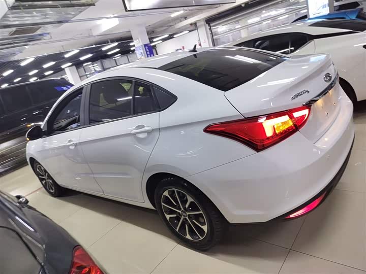 Фото 5 - Chery Arrizo 5