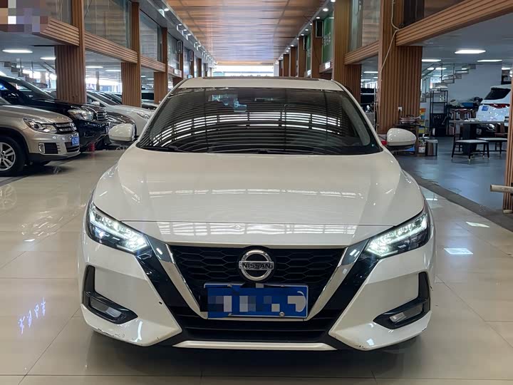 Фото 2 - Nissan Sylphy